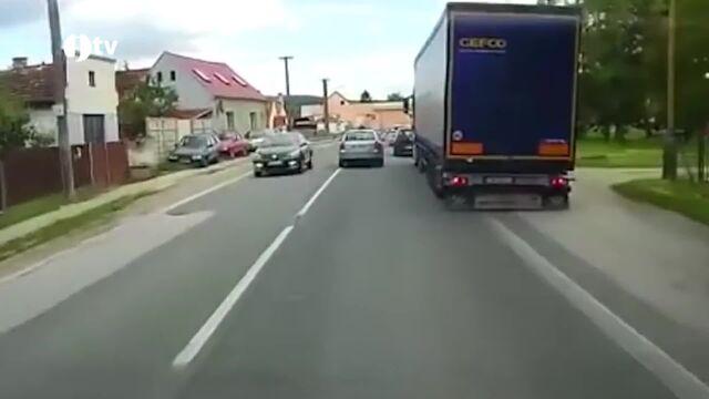 Nebezpečné předjíždění